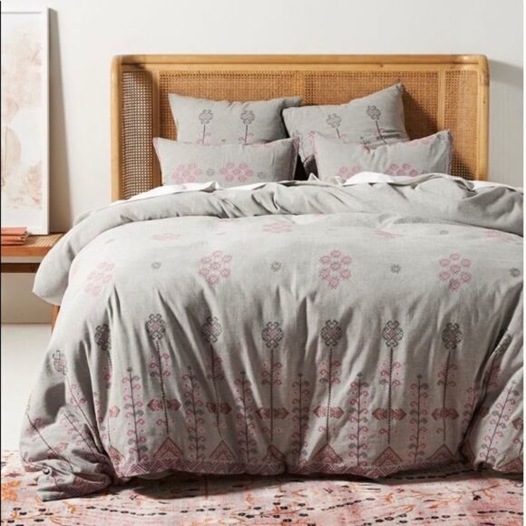 Embroidered Natalio Euro Sham - Picture 3 of 6